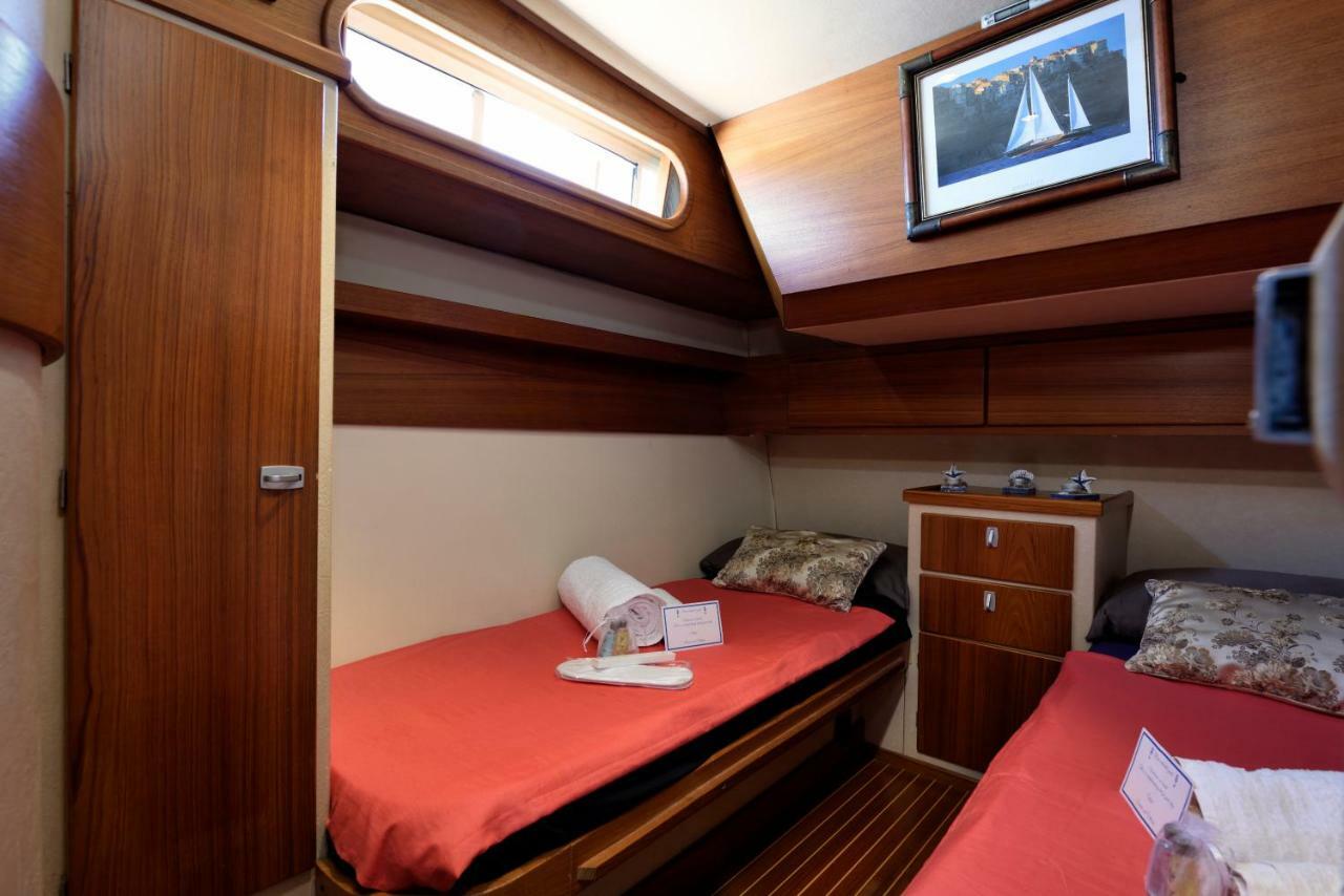Blue II Yacht Hotel Arbatax Ngoại thất bức ảnh